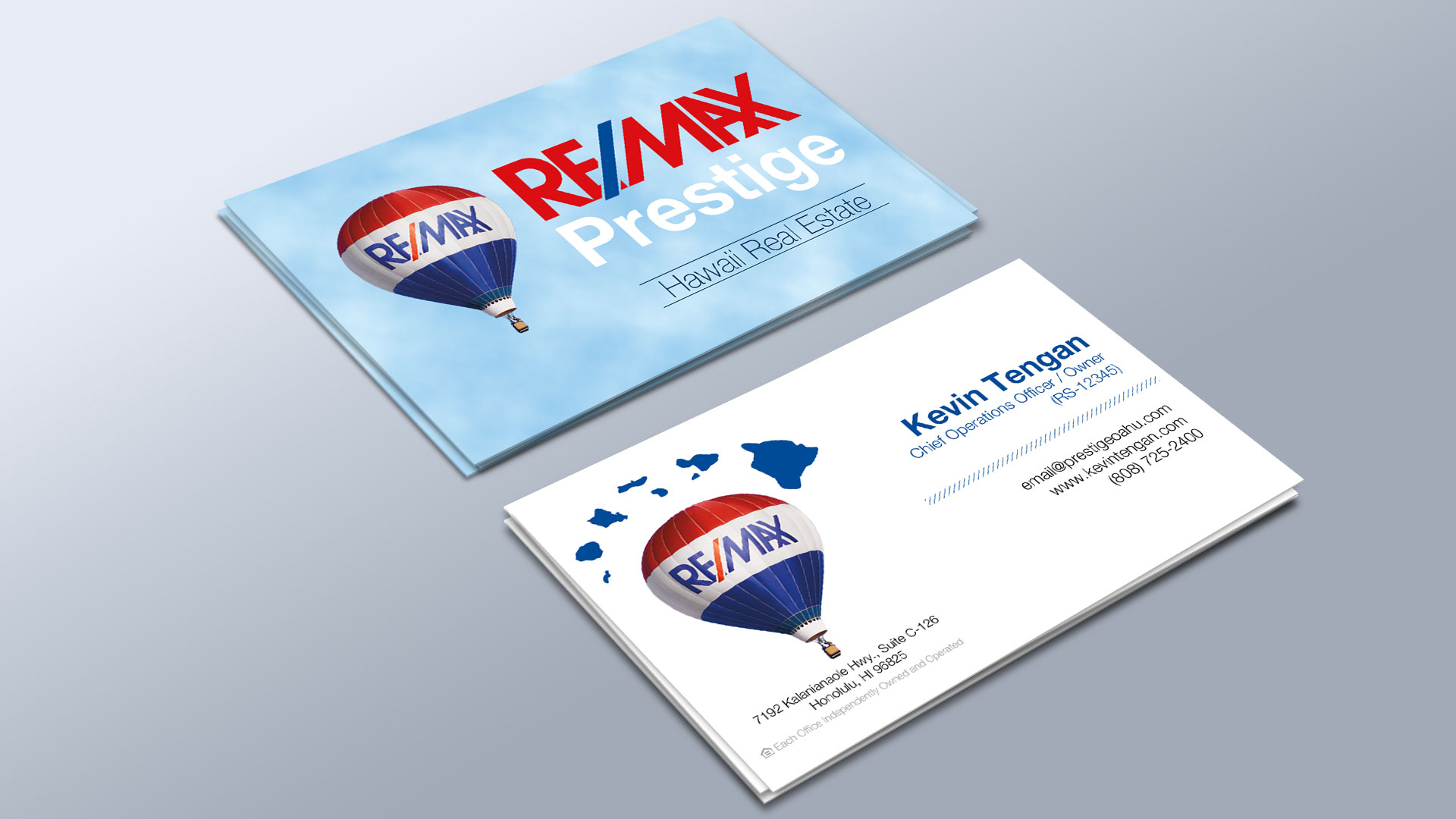 RMXP-Business-Card-Mockup.jpg